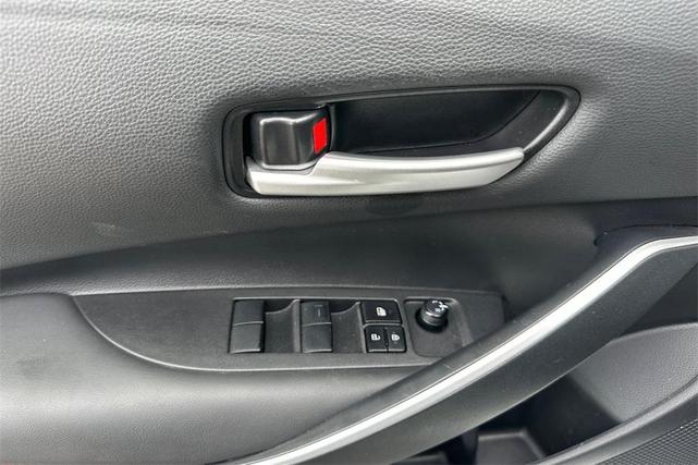 Photo of 2024 White Toyota Corolla Hybrid