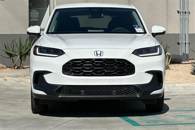 Photo of 2026 Platinum White Pearl Honda HR-V