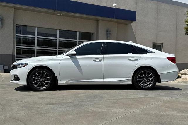 Photo of 2022 White Honda Accord