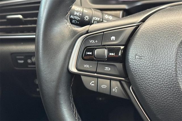 Photo of 2022 White Honda Accord