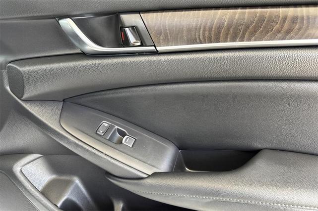 Photo of 2022 White Honda Accord