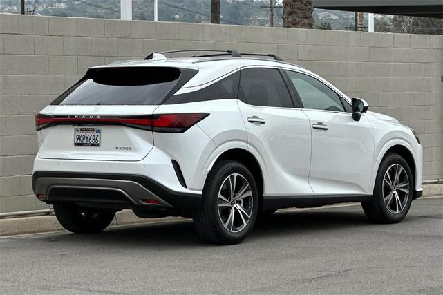 Photo of 2024 White Lexus RX 350