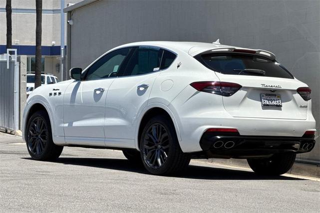 Photo of 2022 White Maserati Levante