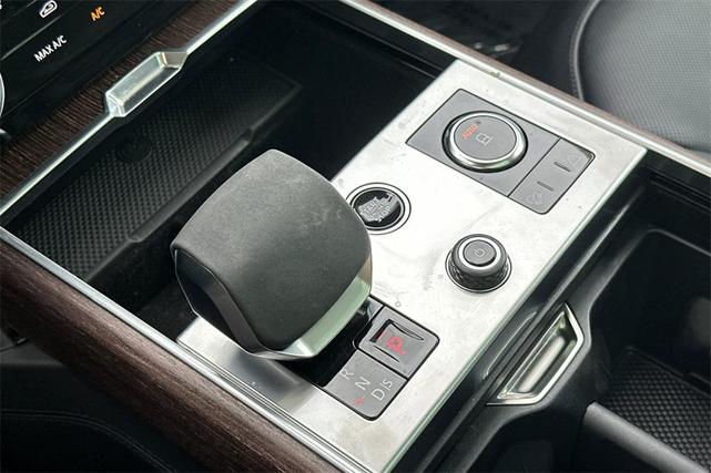 Photo of 2023 Santorini Black Land Rover Range Rover