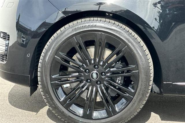 Photo of 2023 Santorini Black Land Rover Range Rover