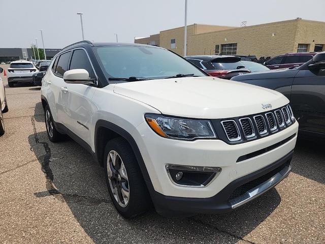 Photo of 2019 White Clearcoat Jeep Compass