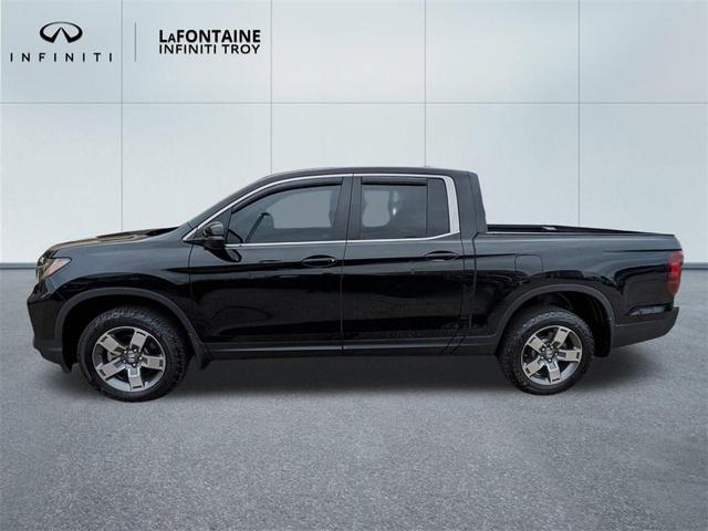Photo of 2024 Black Honda Ridgeline