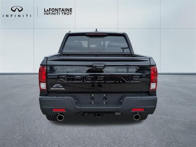 Photo of 2024 Black Honda Ridgeline
