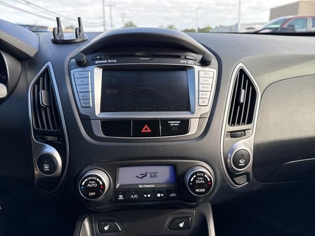Photo of 2011 Diamond Silver Hyundai TUCSON