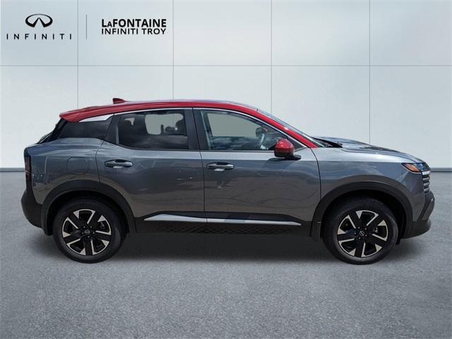 Photo of 2025 2t Gun Red Roof Nissan Kicks