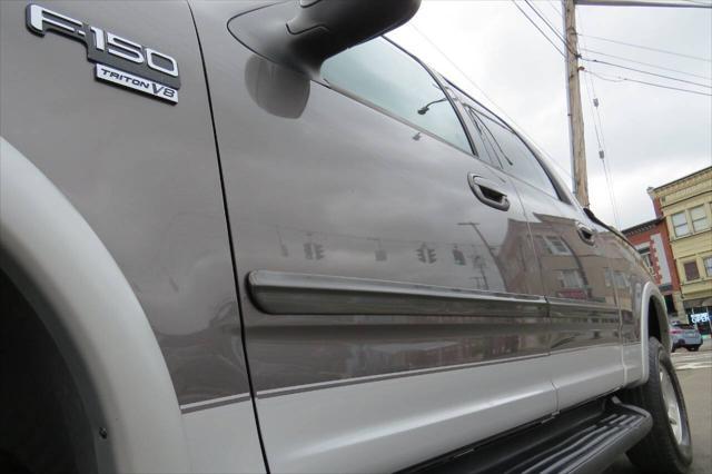 Photo of 2002 Gray Ford F-150