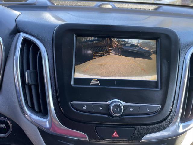 Photo of 2019 White Chevrolet Equinox