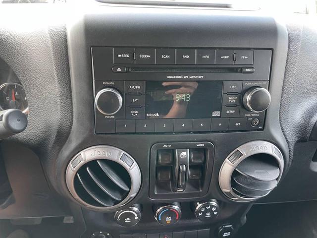 Photo of 2015 Tank Clearcoat Jeep Wrangler Unlimited