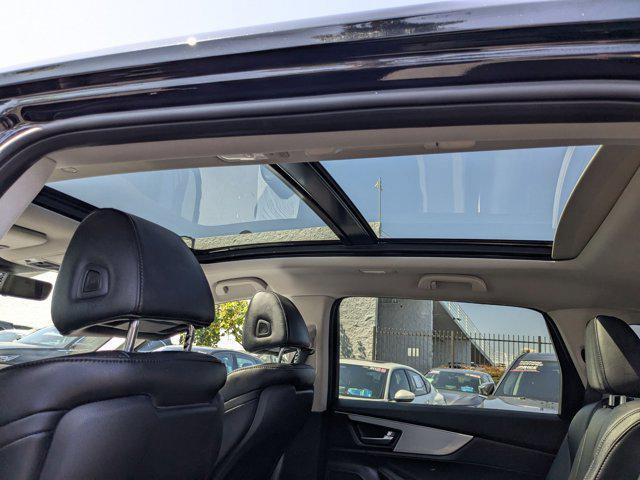 Photo of 2023 Majestic Black Pearl Acura MDX