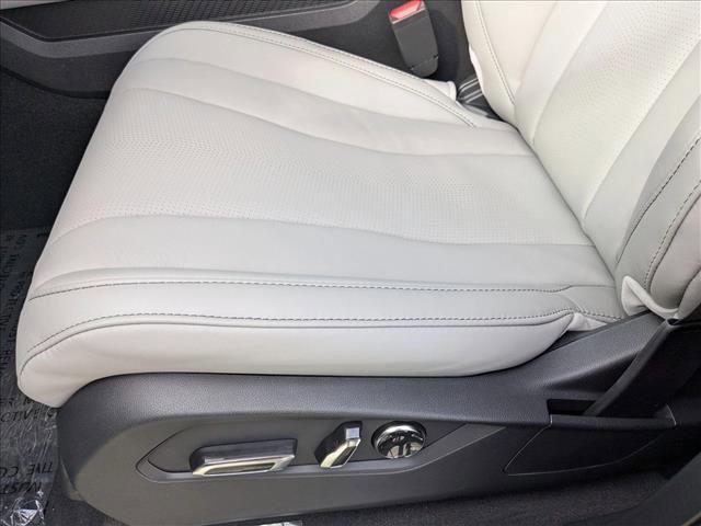 Photo of 2026 Solar Silver Metallic Acura MDX