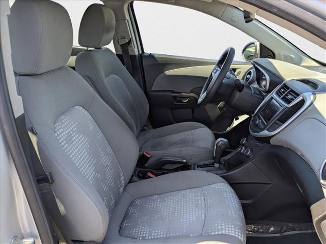 Photo of 2020 Silver Ice Metallic Chevrolet Sonic