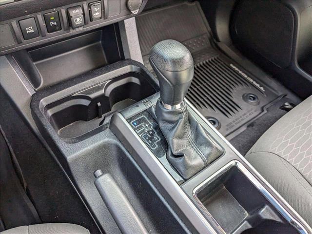 Photo of 2018 Super White Toyota Tacoma