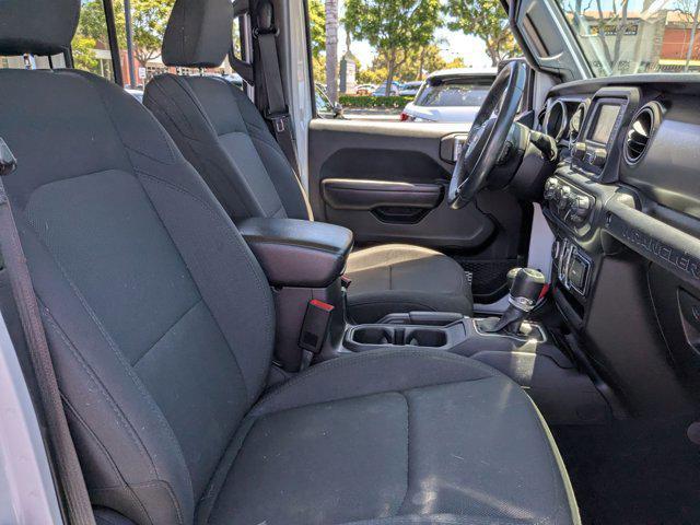 Photo of 2019 Bright White Clearcoat Jeep Wrangler Unlimited