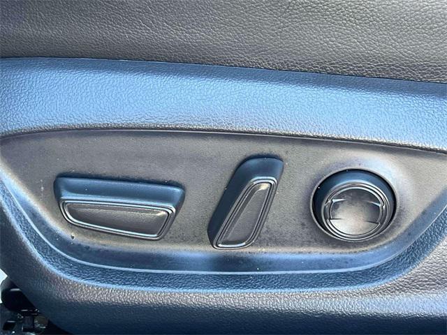 Photo of 2024 Midnight Black Metallic Toyota Camry