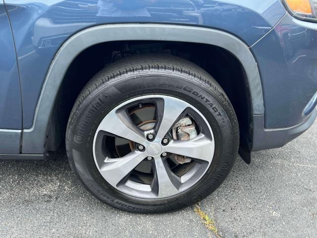 Photo of 2020 Slate Blue Pearlcoat Jeep Cherokee