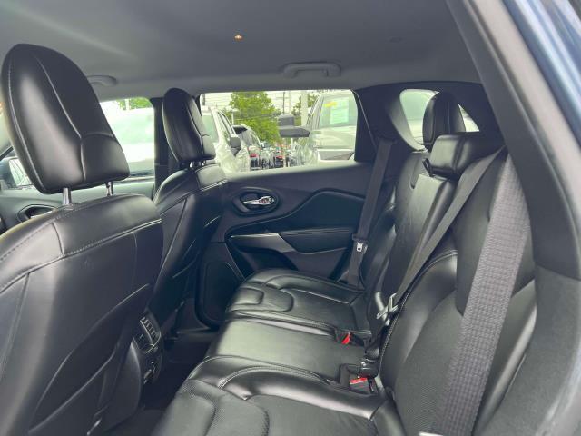 Photo of 2020 Slate Blue Pearlcoat Jeep Cherokee