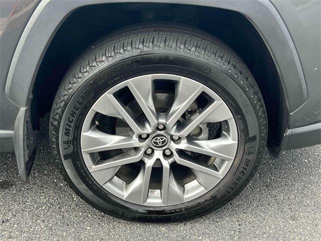 Photo of 2022 Magnetic Gray Metallic Toyota RAV4