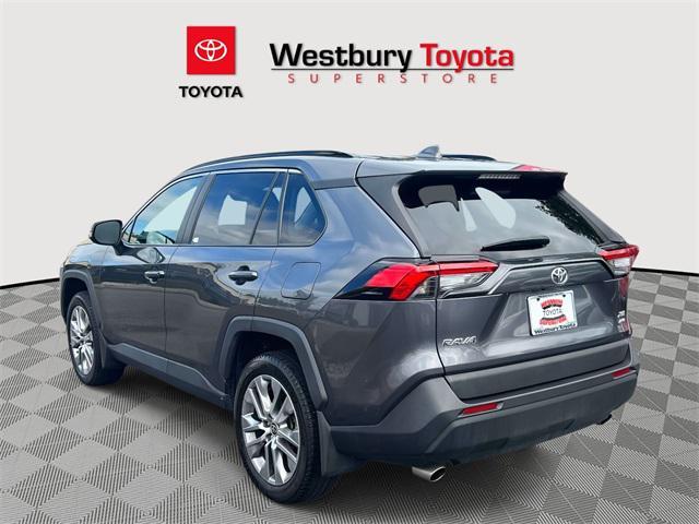 Photo of 2022 Magnetic Gray Metallic Toyota RAV4