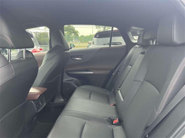 Photo of 2024 Wind Chill Pearl Toyota Venza