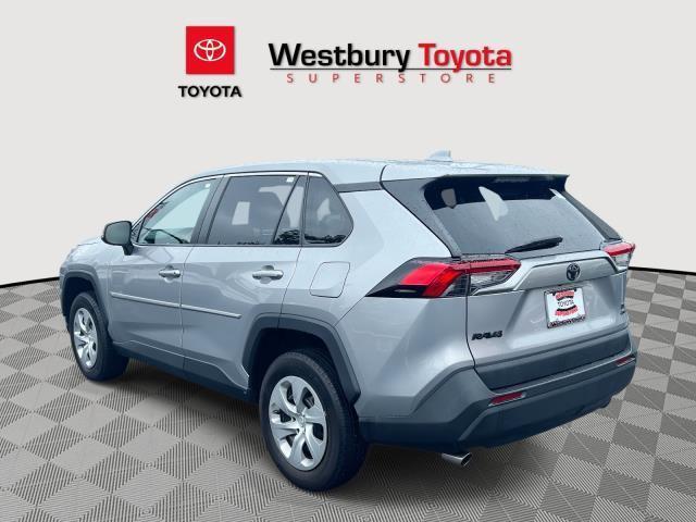 Photo of 2022 Silver Sky Metallic Toyota RAV4