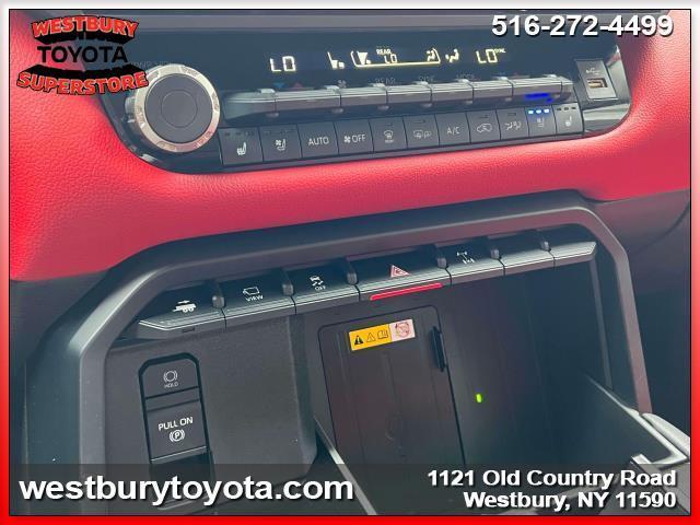 Photo of 2023 Ice Cap Toyota Sequoia