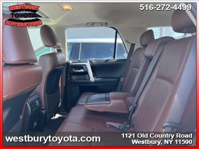 Photo of 2021 Blizzard Pearl Toyota 4Runner