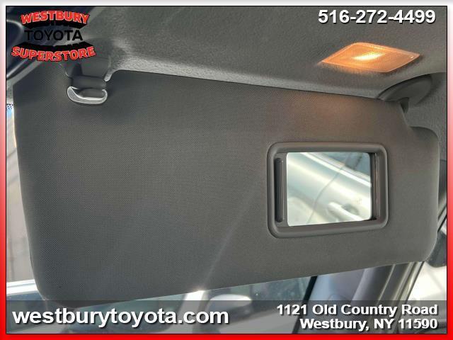 Photo of 2021 Blizzard Pearl Toyota 4Runner