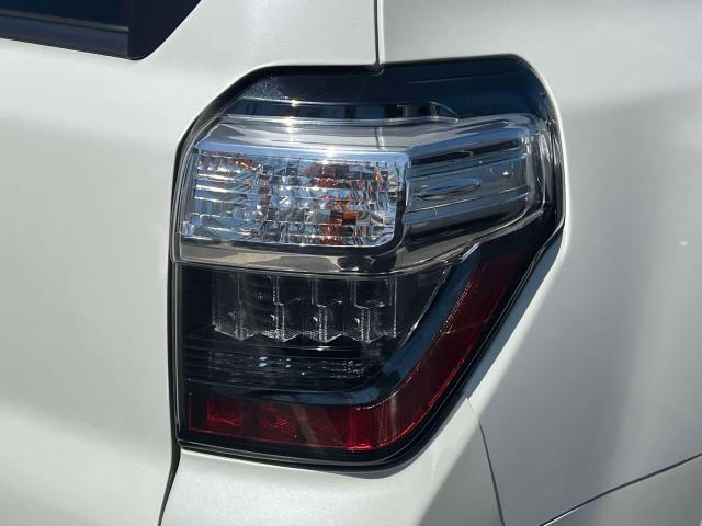 Photo of 2021 Blizzard Pearl Toyota 4Runner
