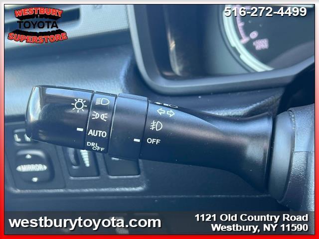 Photo of 2021 Blizzard Pearl Toyota 4Runner