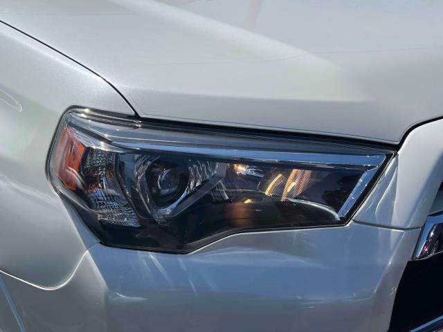 Photo of 2021 Blizzard Pearl Toyota 4Runner