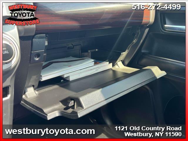Photo of 2021 Blizzard Pearl Toyota 4Runner