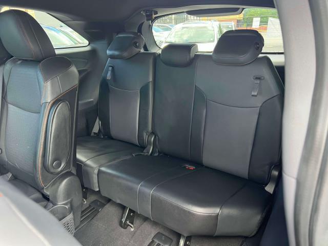 Photo of 2022 Midnight Black Metallic Toyota Sienna