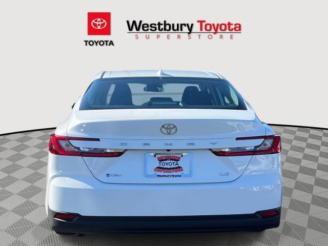 Photo of 2025 Ice Cap Toyota Camry