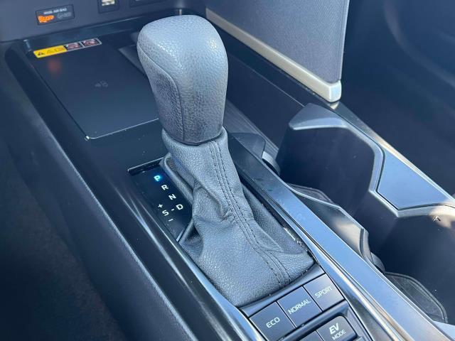 Photo of 2025 Ice Cap Toyota Camry