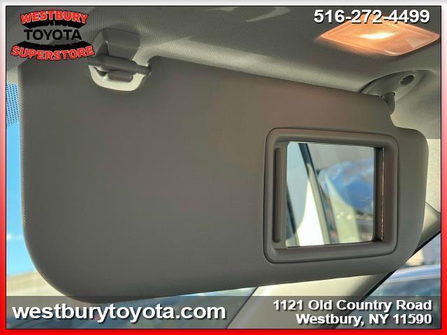 Photo of 2020 Blizzard Pearl Toyota RAV4
