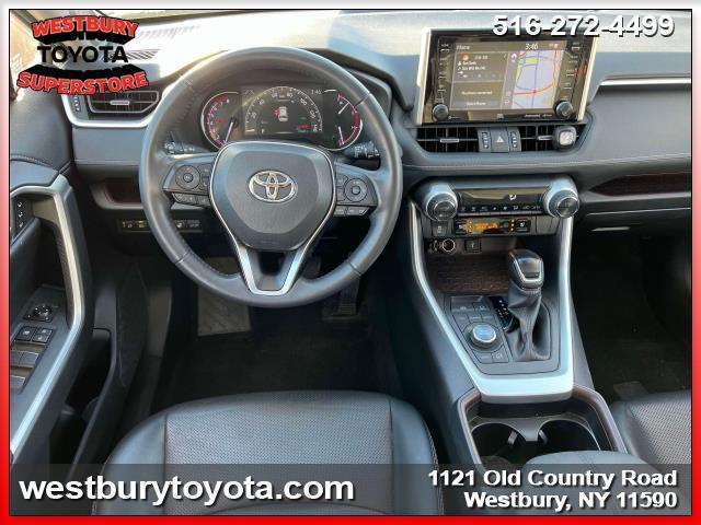 Photo of 2020 Blizzard Pearl Toyota RAV4