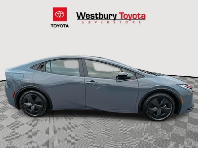 Photo of 2023 Gray Toyota Prius Prime