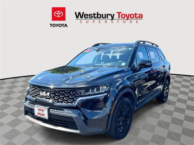 Photo of 2022 Ebony Black Kia Sorento