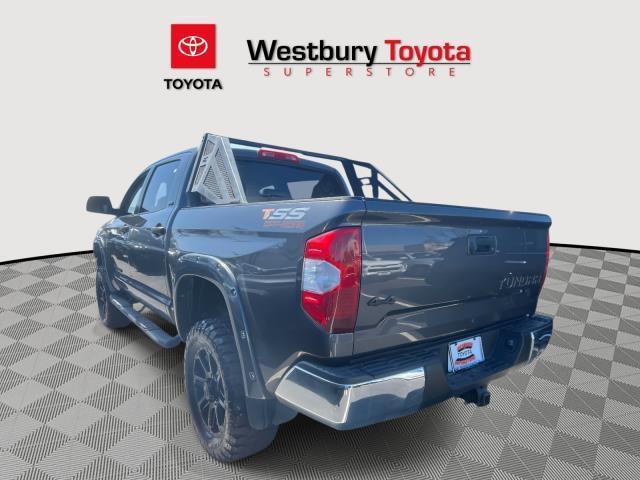 Photo of 2019 Gray Toyota Tundra