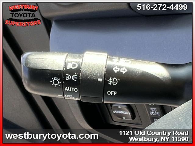 Photo of 2019 Gray Toyota Tundra