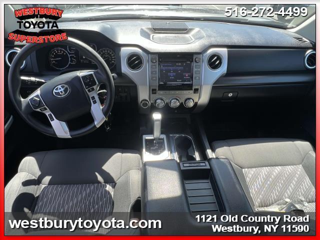 Photo of 2019 Gray Toyota Tundra