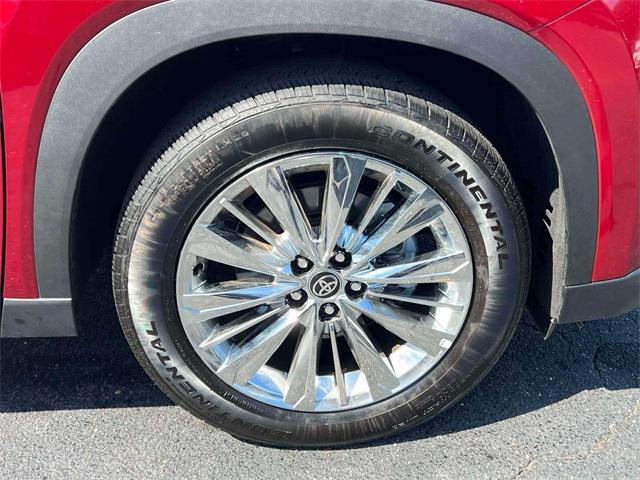 Photo of 2025 Ruby Flare Pearl Toyota Grand Highlander