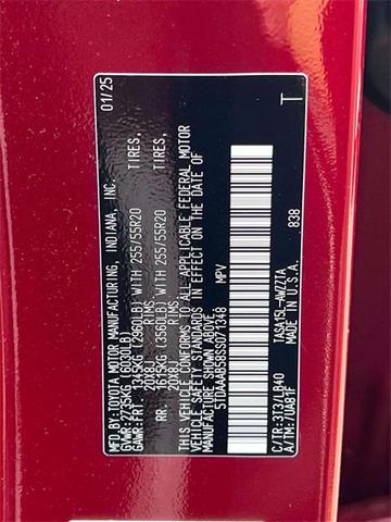 Photo of 2025 Ruby Flare Pearl Toyota Grand Highlander
