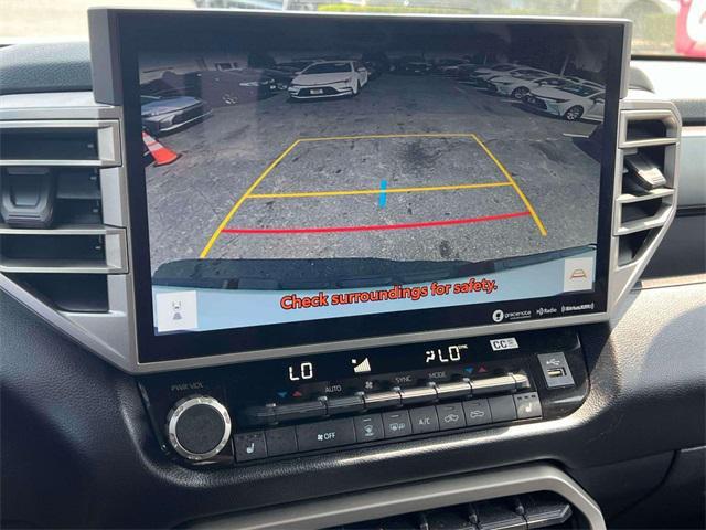 Photo of 2022 White Toyota Tundra