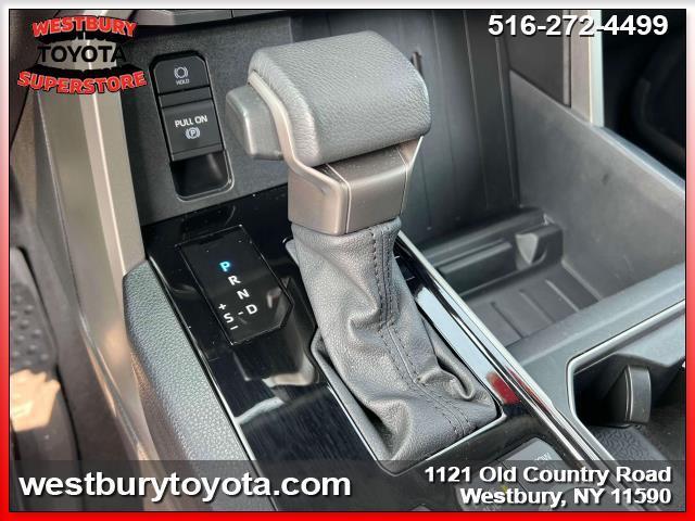 Photo of 2022 White Toyota Tundra